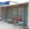 В п. Новые Черкассы установлены новые остановочные павильоны и монтируется детская площадка