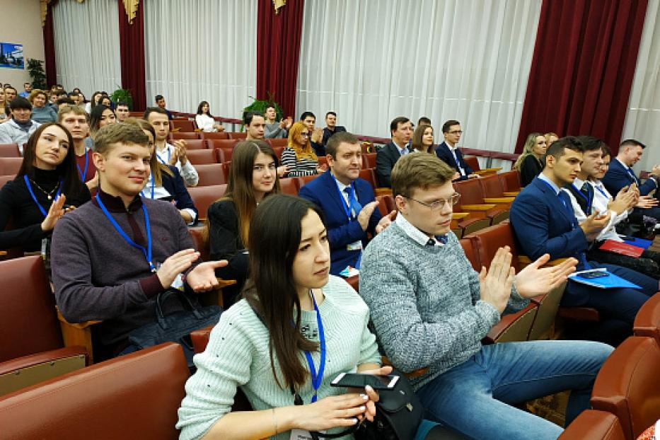 В ПАО «ОДК-УМПО» проходит X Всероссийская научно-техническая конференция молодых специалистов
