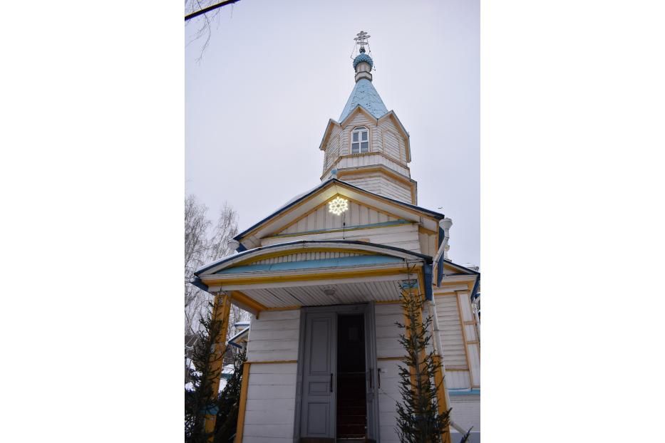 Храмы Ленинского района приглашают на праздничные службы