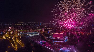 Фейерверк фестиваля Сердце Евразии в Уфе. Фото: Данил Ивлев, 2019